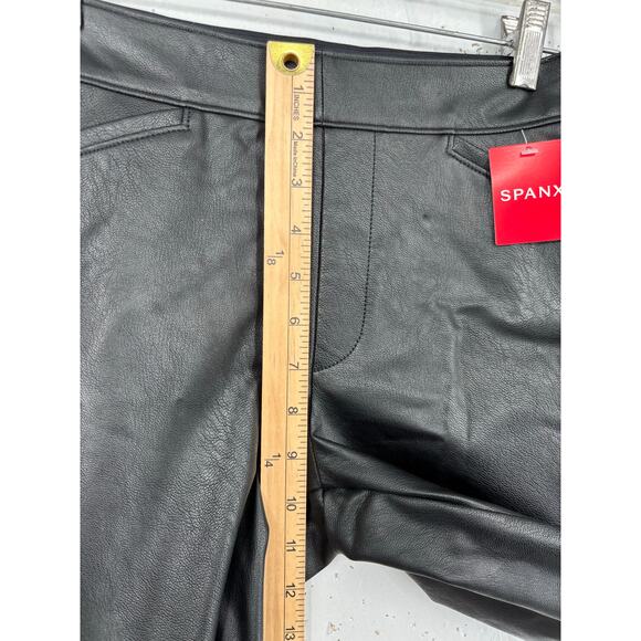 Spanx Leather Like Flare Pants NEW Luxe Black Size Small Womens Bikercore Moto - Picture 13 of 13
